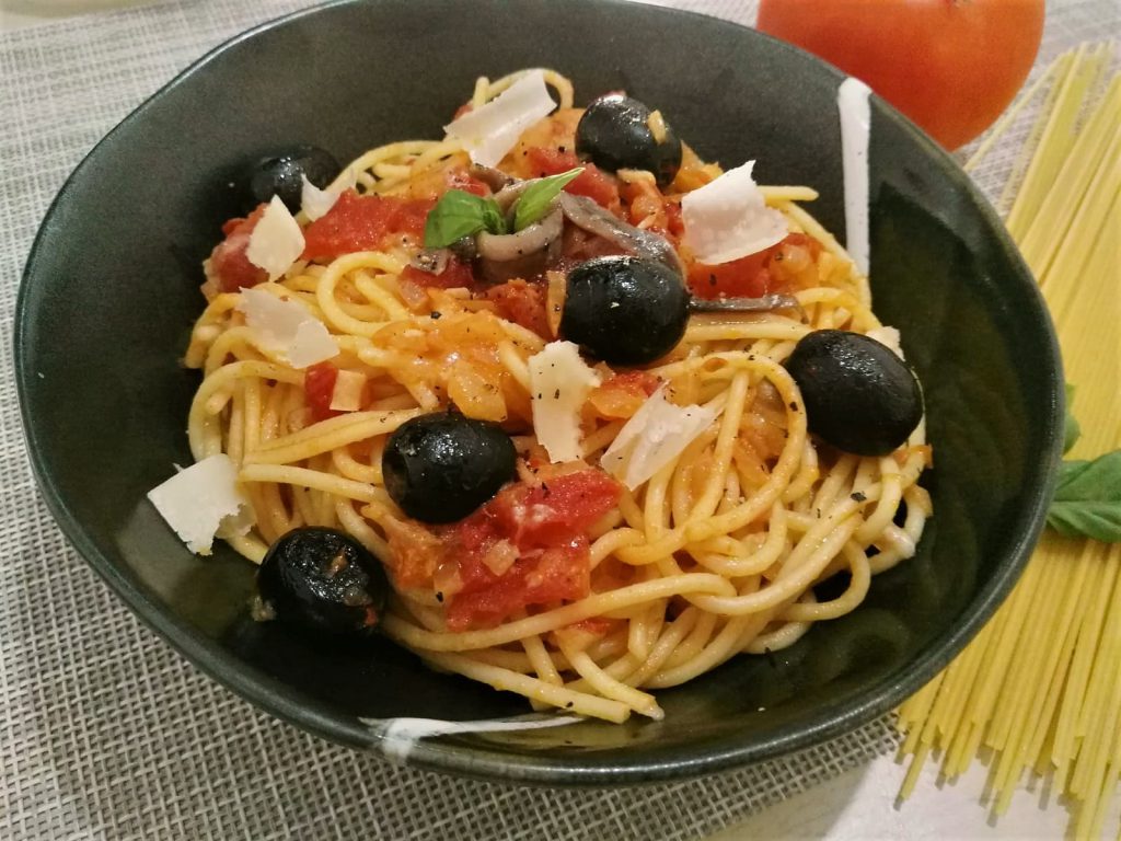 Espagueti puttanesca